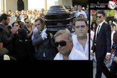 Το τελευταίο αντίο στον Μιχάλη Μενιδιάτη