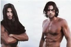 Σπαλιάρας και Αναδιώτης μετράνε τους...κοιλιακούς τους.[ΦΩΤΟ]