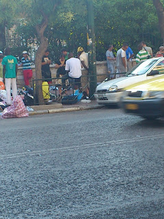 Σίγουρα δουλεύει ο 'Ξένιος Δίας'.?..Πανηγύρι λαθρομεταναστών,παρεμπορίου και ναρκωτικών στο κέντρο της Αθήνας..Δείτε το φωτορεπορτάζ.. - Φωτογραφία 7