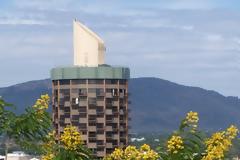 10 κτίρια σχεδιασμένα να μοιάζουν με κάτι άλλο!