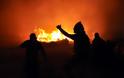 Στον εισαγγελέα ο γιος του πυροσβέστη που έβαλε 14 φωτιές στη Χίο - Έπιασαν και 61χρονο εμπρηστή στη Ζάκυνθο!!!