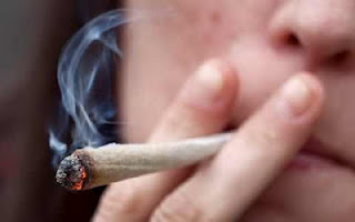 Οι νέοι που καπνίζουν κάνναβη κινδυνεύουν με μη αναστρέψιμη μείωση του δείκτη νοημοσύνης - Φωτογραφία 1