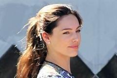 Η Kelly Brook διαθέτει κορμί... όχι αστεία! (pics)
