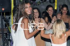 Κ. Παπουτσάκη – Π. Πιλαφάς: Ρομαντικός γάμος και γλέντι στη Δονούσα!