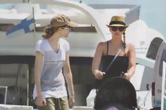 ΔΕΙΤΕ: Βόλτα για μαμά και κόρη