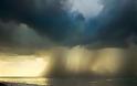 Κολοσσιαία καταιγίδα σε παραλία της Ρωσίας