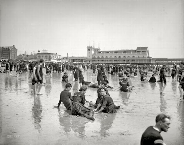 ΔΕΙΤΕ: Πώς ήταν οι παραλίες πριν 100 χρόνια; - Φωτογραφία 13