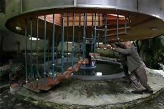 Εντυπωσιακή κατοικία περιστρέφεται... ανάλογα με τη θέση του ήλιου και την εποχή!