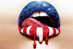 ΔΕΙΤΕ:  Πάνω στην τρέλα, πάνω στην αφασία τους...