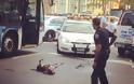 Βίντεο σοκ: Αστυνομικός πυροβόλησε εν ψυχρώ σκύλο άστεγου!