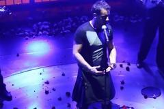 ΔΕΙΤΕ: Μαζωνάκης με φούστα: Τα ίδια Παντελάκη μου, τα ίδια Παντελή μου