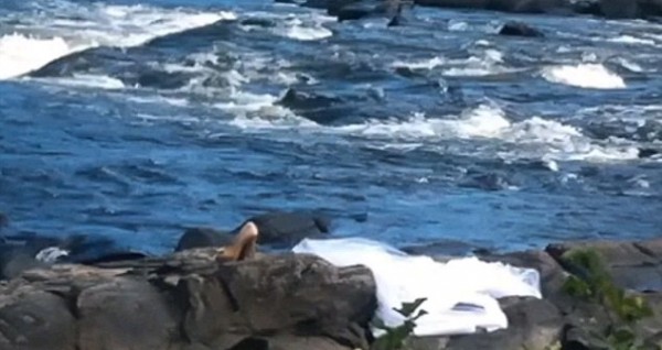 Θρήνος στην κηδεία της Μαρίας που πνίγηκε με το νυφικό της! - Φωτογραφία 2