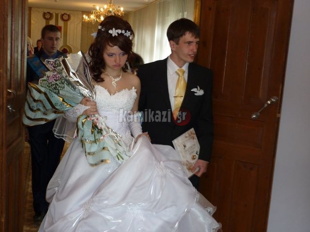 Αυτή είναι η πιο «ευτυχισμένη» νύφη στον κόσμο... (pics) - Φωτογραφία 3