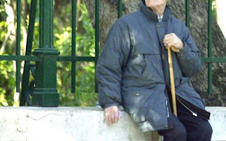 Θεσσαλονίκη: Ακόμη ένας ηλικιωμένος θύμα της σπείρας των επιτηδείων - Φωτογραφία 1
