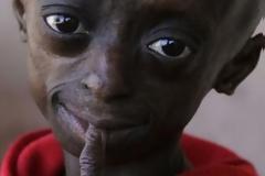 ΦΩΤΟ: 12χρονο κορίτσι αυτοαποκαλείται «πρώτη κυρία»! Δείτε γιατί…