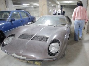 ΔΕΙΤΕ: Τη Lamborghini που του έκανε δώρο ο Ωνάσης πουλάει ο Κόκοτας - Φωτογραφία 1