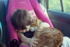 Γάτες και μωρά: 25 απίθανες φωτογραφίες!