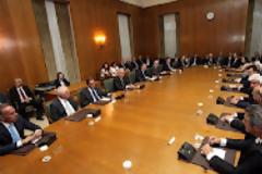 Υπουργοί που... λάμπουν δια της απουσίας τους ...!!!