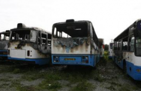 Στόχος εμπρηστών για άλλη μια φορά λεωφορεία της ΕΜΕΛ στη Λεμεσό - Φωτογραφία 1