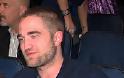 Ο Robert Pattinson έτσι όπως έγινε δεν είναι πια πρωταγωνιστής στις γυναικείες φαντασιώσεις! - Φωτογραφία 2