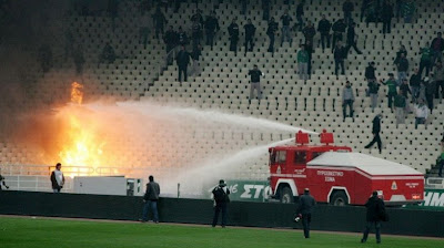 Εικόνες και βίντεο ΝΤΡΟΠΉς από το ντέρμπι στο ΟΑΚΑ - Φωτογραφία 4