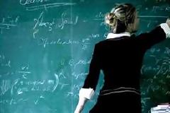 Δασκάλα το πρωί, sexy μοντέλο το βράδυ