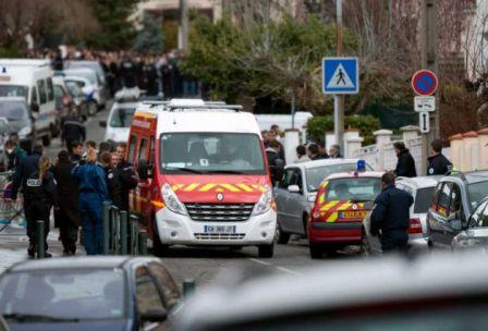 Μακελειό στην Τουλούζη - Τρία παιδιά νεκρά - Φωτογραφία 5