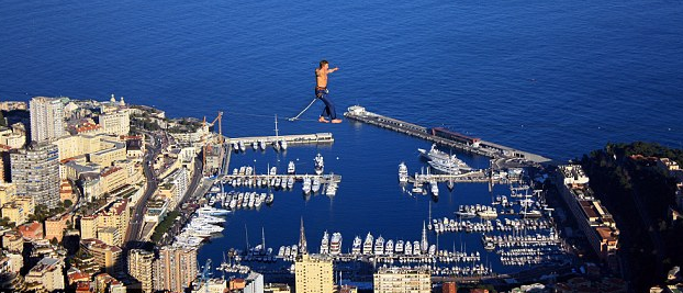 Συγκλονιστικές φωτογραφίες: Περπατώντας στον ουρανό του Μόντε Κάρλο! - Φωτογραφία 2