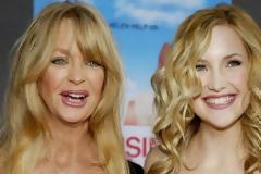 H Kate Hudson με μπικίνι