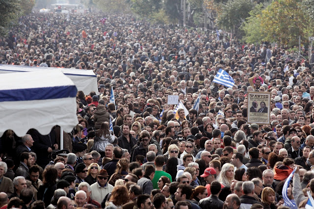 Τι ετοιμάζουνε στις παρελάσεις της 25η Μαρτίου; - Φωτογραφία 2