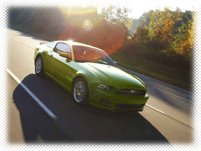 2013 Ford Mustang - Φωτογραφία 4