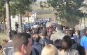Διαμαρτύρονται οι κάτοικοι της Νεάπολης Κοζάνης-Λένε “όχι” στους λαθρομετανάστες!