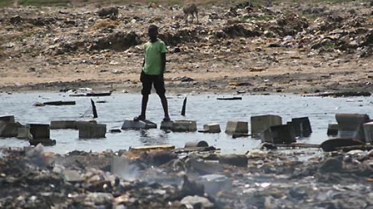 Τα ηλεκτρονικά σκουπίδια της Ευρώπης καταστρέφουν την Αφρική... - Φωτογραφία 2