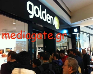 Ουρές και στην Ελλάδα για να αγοράσουν το iPad 3! - Φωτογραφία 1