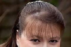 Κι όμως..μια Αγγλίδα είναι παράφορα ερωτευμένη με τον Άδωνι...