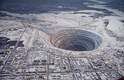 Δείτε τις 10 μεγαλύτερες τρύπες που υπάρχουν στη ΓΗ !(photos) - Φωτογραφία 2
