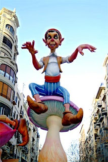 Ο ΓΑΠ έγινε άρμα σε Ισπανικό Καρναβάλι. Δείτε τα άρματα Ομπαμα Μέρκελ, Σαρκοζί - Φωτογραφία 5