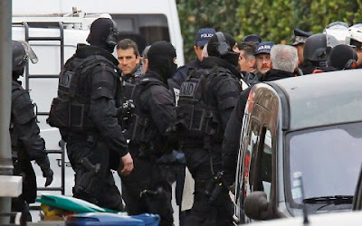 Το 50% των Γάλλων βλέπουν αυξημένη την απειλή τρομοκρατών - Φωτογραφία 1