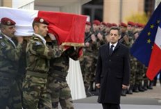 Μετά θάνατον γάμος για στρατιώτη που δολοφονήθηκε στην Τουλούζη - Φωτογραφία 1
