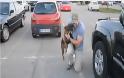 ΣΥΓΚΙΝΗΤΙΚΟ VIDEO: Σκύλος υποδέχεται το αφεντικό του, που είναι στρατιώτης!