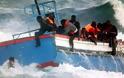 Λαθρομετανάστες αναγκάστηκαν να κολυμπήσουν για να βγούν σε νησίδα