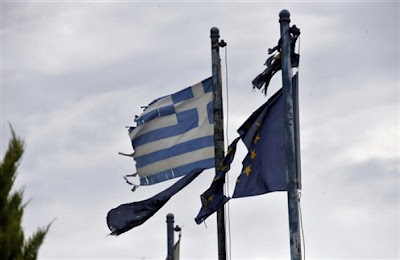 Οι Γαλλικές τράπεζες αποχωρούν άρον άρον από την Ελλάδα και οι Κυπριακές καταστρώνουν το σχέδιο «δραχμοποίησης» - Μήπως μας διαφεύγει κάτι; - Φωτογραφία 1