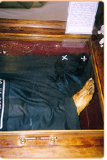Άγιος Αλέξανδρος Σβιρ. Συγκλονιστικό λείψανο 500 ετών - Φωτογραφία 3