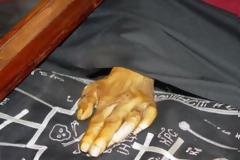 Άγιος Αλέξανδρος Σβιρ. Συγκλονιστικό λείψανο 500 ετών