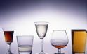 Το σχήμα του ποτηριού επηρεάζει την ποσότητα αλκοόλ που πίνουμε