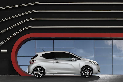 2014 Peugeot 208 GTi - Φωτογραφία 4