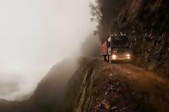 Ο Δρόμος του Θανάτου... ο πιο επικίνδυνος στον κόσμο!