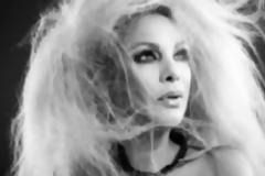 Δείτε την Τζένη Χειλουδάκη αδυνατισμένη, καθόλου σέξι και γερασμένη!