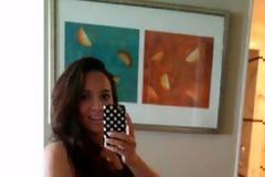 Η φουσκωμένη κοιλίτσα της Καλομοίρας!