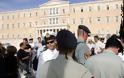 Διαμαρτυρία στρατιωτικών στην πλατεία Κολοκοτρώνη